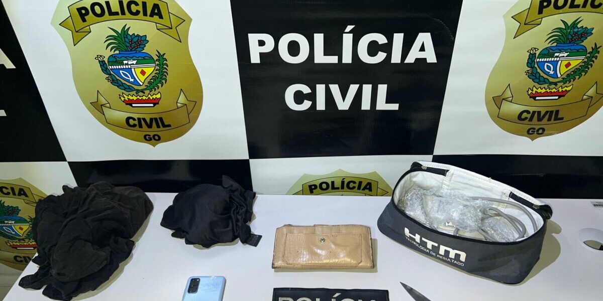 PC recupera objetos roubados de clientes em salão de beleza, em Posse