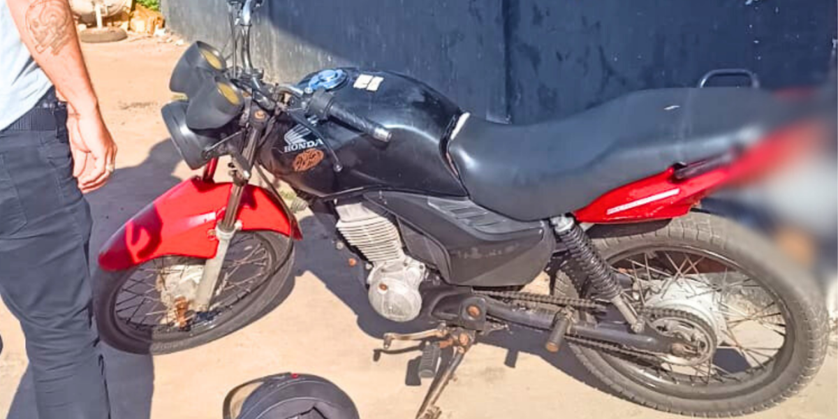 PCGO prende homem em flagrante por receptação de moto furtada e adulteração de placa em Niquelândia