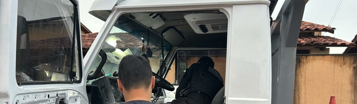 ‘Selo Falso’: PCGO cumpre mandados em Santa Helena por fraude em documentos veiculares de transporte coletivo