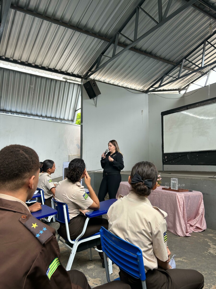 Operação Mulher + Segura: palestra em Niquelândia