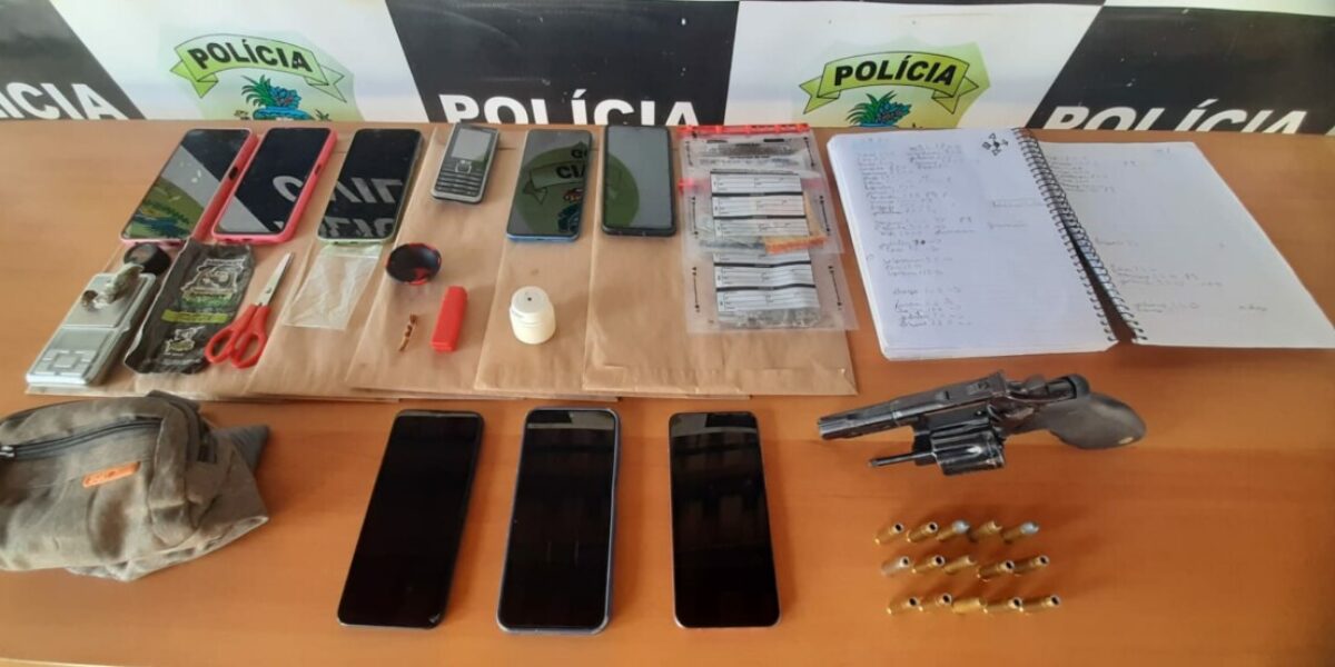 PCGO cumpre 14 mandados judiciais em operação contra o tráfico de drogas em Trindade