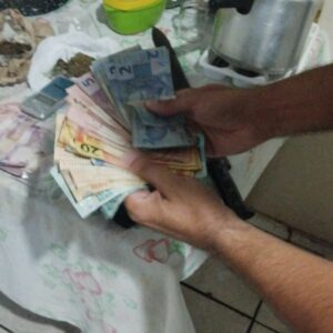 ‘Piscari’: PCGO cumpre 15 medidas judiciais contra o tráfico de drogas em Rianápolis e Goianésia