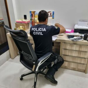PCGO prende homem por venda clandestina de medicamento e apreende caneta emagrecedora em condomínio de luxo
