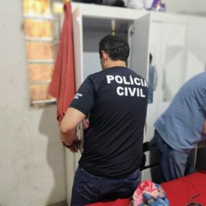 Polícia Civil cumpre mandados de prisão e de buscas contra investigado por aplicar golpe de