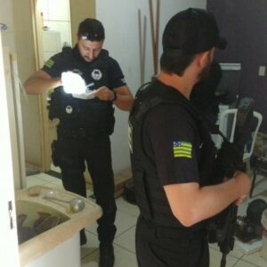 PCGO prende homem por ameaçar juiz e tentar coagi-lo a mudar decisões judiciais