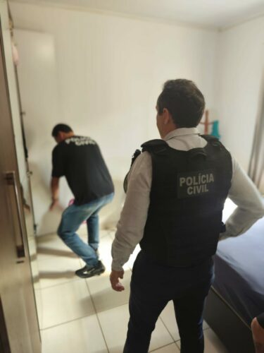 PCGO cumpre mandado de busca e apreensão por estelionato em Aparecida de Goiânia