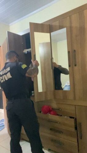 PCGO cumpre mandados contra suspeitos de aplicar golpe com cheques sem fundo na compra de gado