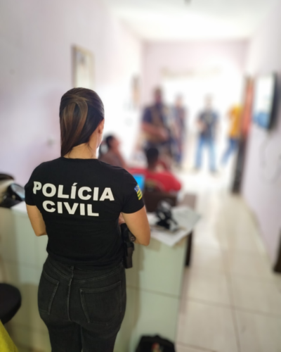 PCGO cumpre mandados contra suspeitos de aplicar golpe com cheques sem fundo na compra de gado