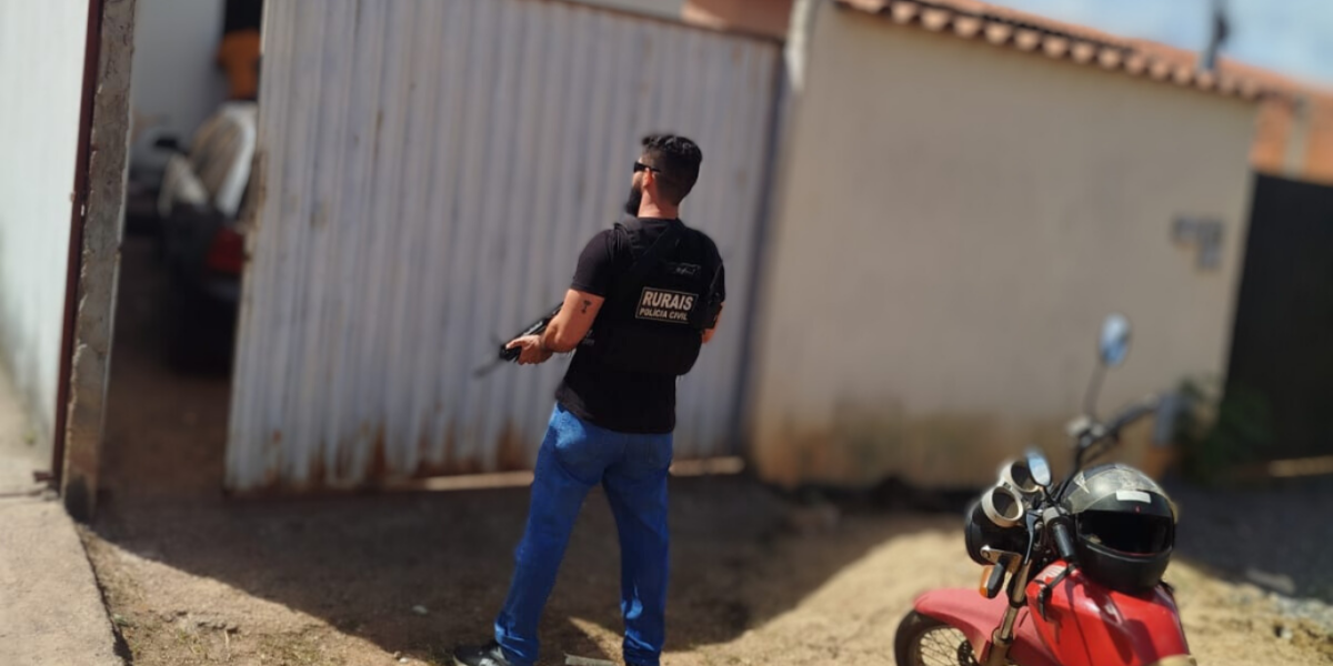 PCGO cumpre mandados contra suspeitos de aplicar golpe com cheques sem fundo na compra de gado