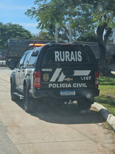 PCGO cumpre mandados contra suspeitos de aplicar golpe com cheques sem fundo na compra de gado