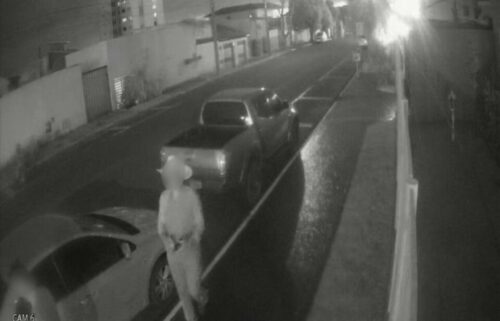 PCGO cumpre três mandados de prisão e apreende aparelhos telefônicos de grupo acusado de ameaças e extorsão contra uma senhora de mais de 70 anos