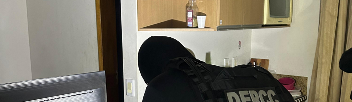 PCGO desarticula associação criminosa que fraudava dispositivos móveis sob promessa de “limpar o nome” de negativados