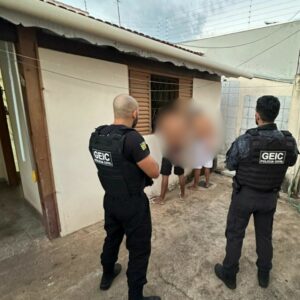 Polícia Civil prende dupla por subtrair celular do patrão e furtou R$ 30 mil