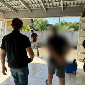 Violência doméstica: homem é preso por agredir e causar temor psicológico contra companheira em Turvânia