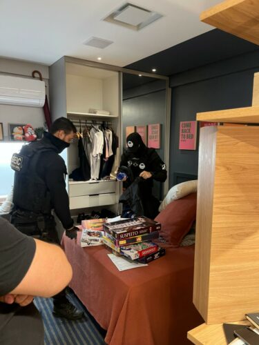 ‘Máscara Digital’: PCGO prende trio investigado por reiterados crimes contra a honra na web