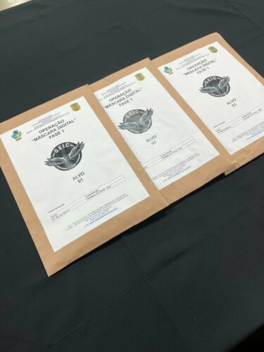 ‘Máscara Digital’: PCGO prende trio investigado por reiterados crimes contra a honra na web