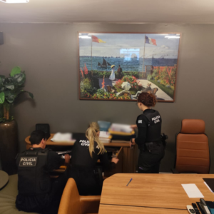 ‘Chave de Vidro’: PCCO prende suspeita de desviar R$ 2,5 milhões em venda de carros de luxo em Aparecida de Goiânia