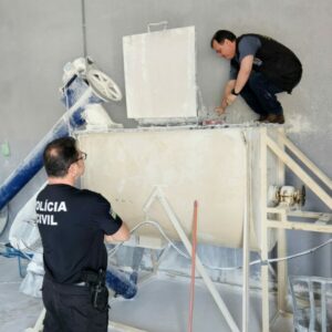 PCGO e MAPA reprimem fabricação e comércio de produtos veterinários impróprios ao consumo