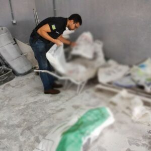 PCGO e MAPA reprimem fabricação e comércio de produtos veterinários impróprios ao consumo