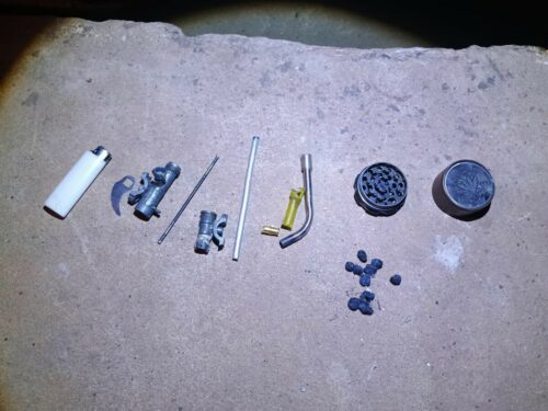 PCGO em operação integrada combate tráfico de drogas e desmonta pontos de consumo em Caldas Novas