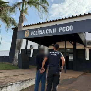 PCGO prende em Goiás casal envolvido em roubos de cargas no Paraná com prejuízo de R$ 3 milhões