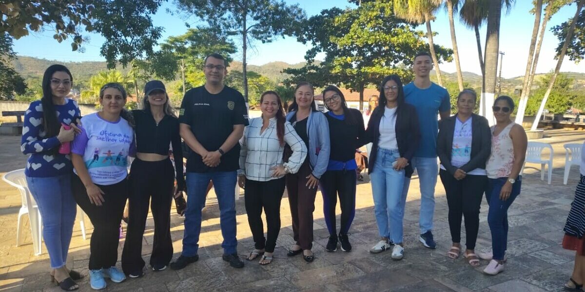 PCGO realiza palestra de prevenção à violência financeira contra idosos em Niquelândia