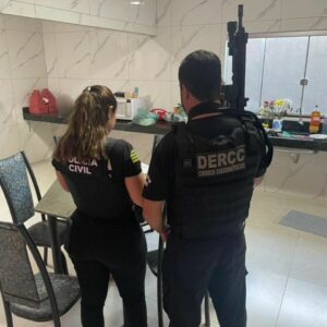 Polícia Civil apreende com adolescente celulares com centenas de imagens de pornografia infantil em Nova Glória