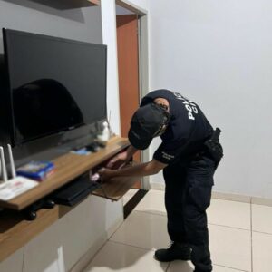 “Sinal Cortado” PCGO deflagra operação resulta em prisão por receptação qualificada e apreensão de 31 celulares