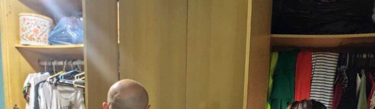 PCGO cumpre mandado de busca contra desmanche de veículos e investigado acaba preso por tráfico de drogas