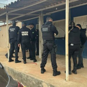 PCGO cumpre mandados de busca em investigação sobre tráfico de drogas em Águas Lindas de Goiás