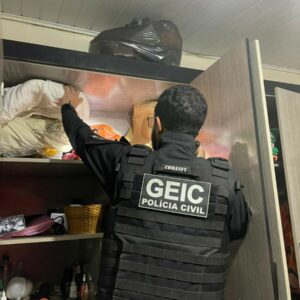 PCGO prende dez pessoas envolvidas em uma associação criminosa do tráfico de drogas em Rio Verde