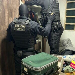 PCGO prende dez pessoas envolvidas em uma associação criminosa do tráfico de drogas em Rio Verde