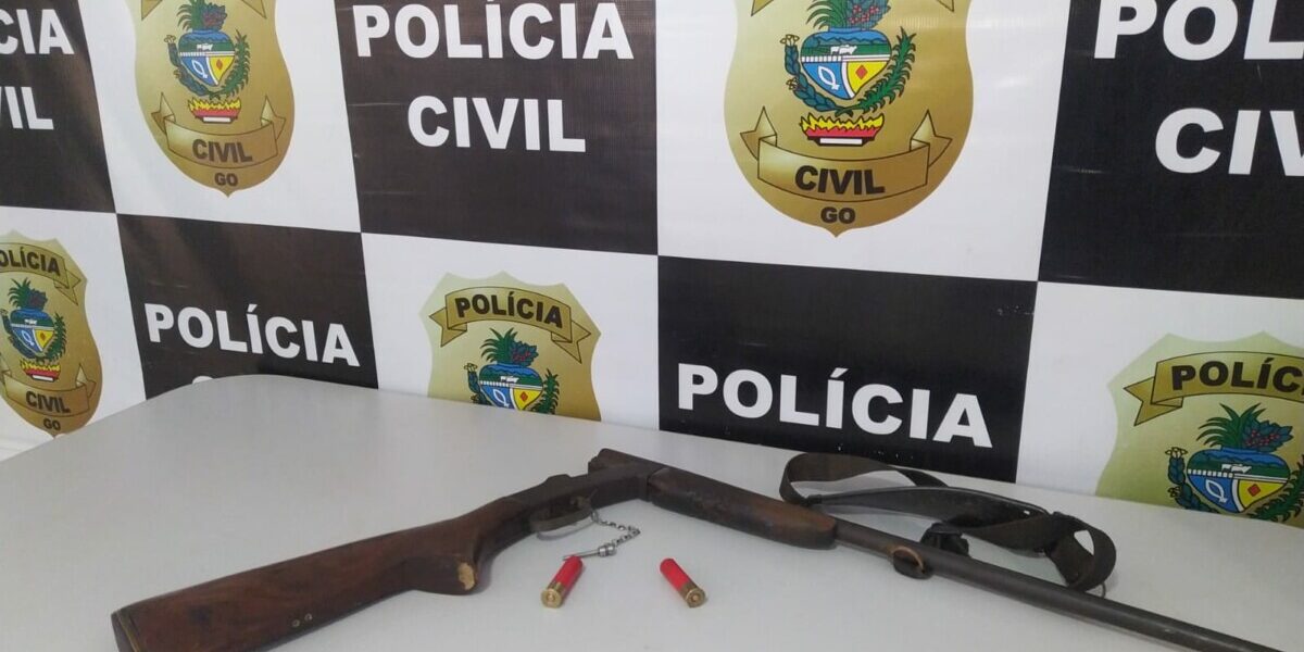 PCGO prende homem em flagrante por ameaçar matar a ex-companheira em Barro Alto