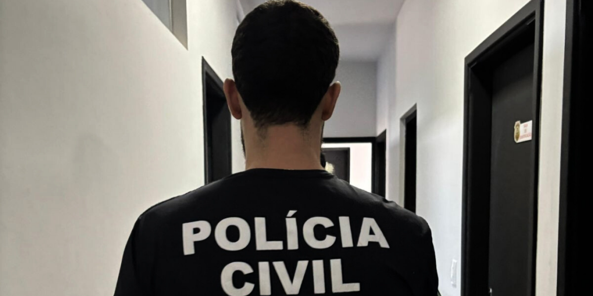 PCGO prende tutor de cachorro em Piracanjuba por maus-tratos; animal estava infestado de carrapatos