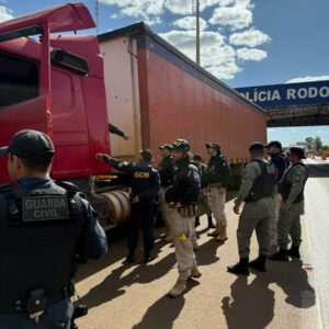 PCGO recebe instrução da PRF sobre abordagem veicular em Jataí