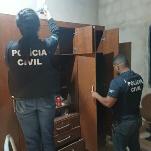 Polícia Civil apreende armas usadas para ameaçar mulher e prende investigado em flagrante
