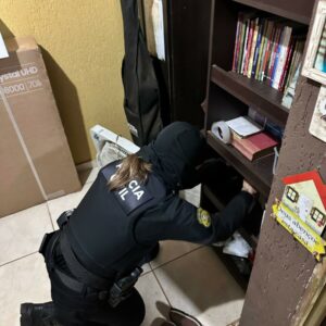 Polícia Civil prende grupo criminoso por aplicar golpes em mais de 50 vítimas, sobretudo pessoas idosas