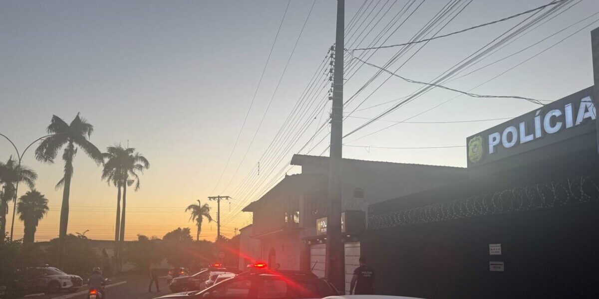 PCGO investiga esquema de furto a cargas de açúcar industrial em Rubiataba, cumpre prisões, buscas e bloqueio de bens