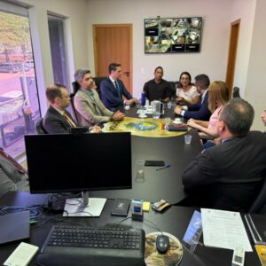 PCGO alinha ações com Judiciário em Jataí para fortalecer proteção às mulheres no Agosto Lilás