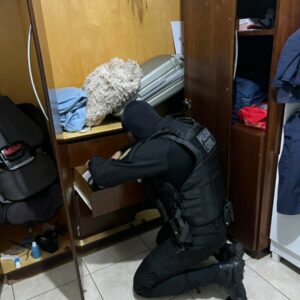 PCGO cumpre buscas contra homem investigado por ameçar ex companheiras, em Aparecida de Goiânia