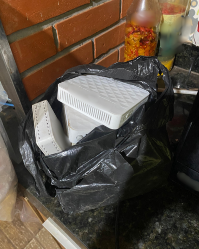 PCGO cumpre mandado de busca e apreende diversos equipamentos eletrônicos e de telecomunicação