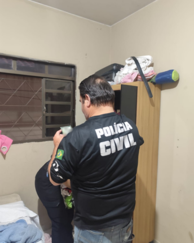 PCGO cumpre mandado de busca e apreende diversos equipamentos eletrônicos e de telecomunicação