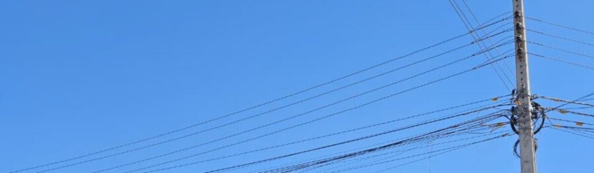 PCGO cumpre mandado de busca em ponto de reciclagem usado para receptação de cabos telefônicos furtados, em Caldas Novas