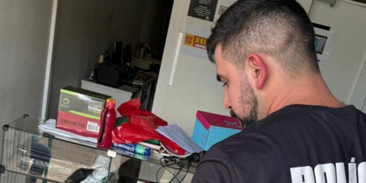 PCGO cumpre mandados de busca em investigação de estupro e pornografia infantil, em Campo Alegre de Goiás