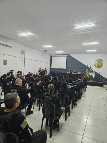 PCGO cumpre quase 50 medidas cautelares em 7 estados brasileiros relacionadas ao golpe do “novo número”