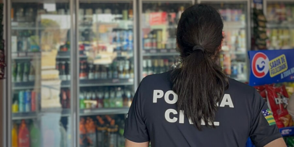 PCGO prende dono de distribuidora por venda de bebidas falsificadas em Goianira