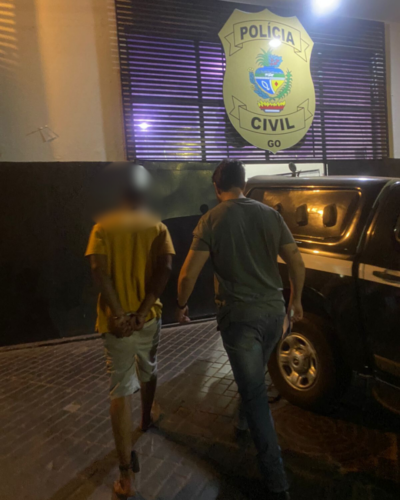 PCGO prende homem em flagrante por tráfico de drogas