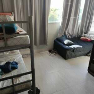 PCGO prende mulher acusada de cárcere privado e maus tratos em clínica de reabilitação, em Caldas Novas