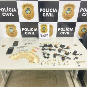 PCGO resgata galos em situação de maus tratos e usados em rinhas na cidade de Morrinhos