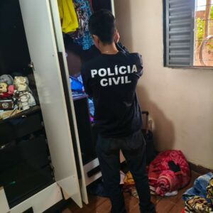 Polícia Civil cumpre buscas e apreende objetos, dinheiro e joias roubados em Alexânia